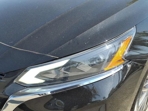 Certified 2023 Nissan Altima 2.5 SV FWD image 2