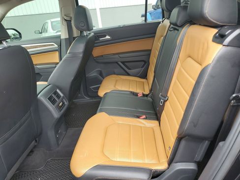 Used 2018 Volkswagen Atlas SEL Premium AWD/4WD image 13