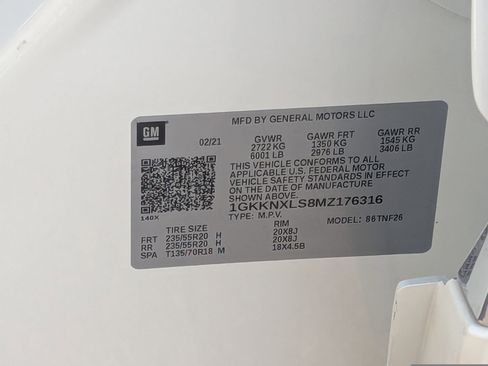 Certified 2021 GMC Acadia Denali w/ Denali Ultimate Package image 36