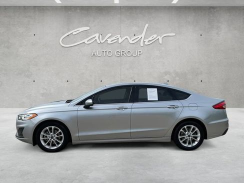 Used 2020 Ford Fusion SE FWD image 13
