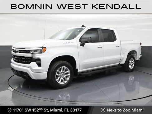 Used 2023 Chevrolet Silverado 1500 RST image 1