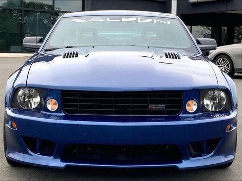 Used 2006 Ford Mustang GT RWD image 3