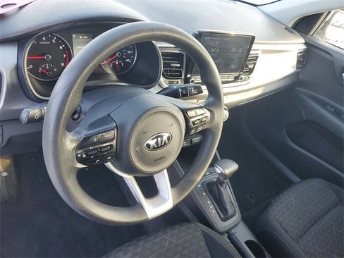 Used 2021 Kia Rio S w/ Technology Package image 11