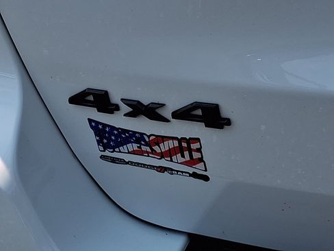 Used 2022 Jeep Grand Cherokee Laredo X AWD/4WD image 17
