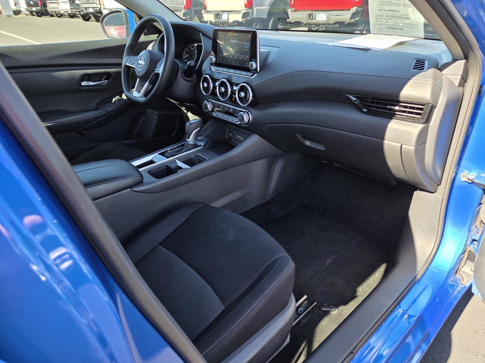 Used 2025 Nissan Sentra SV FWD image 21
