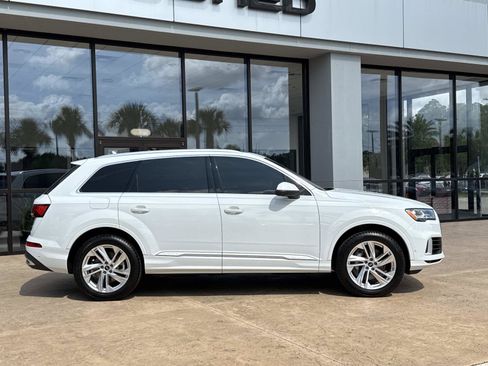 Used 2022 Audi Q7 3.0T Premium Plus AWD/4WD image 2