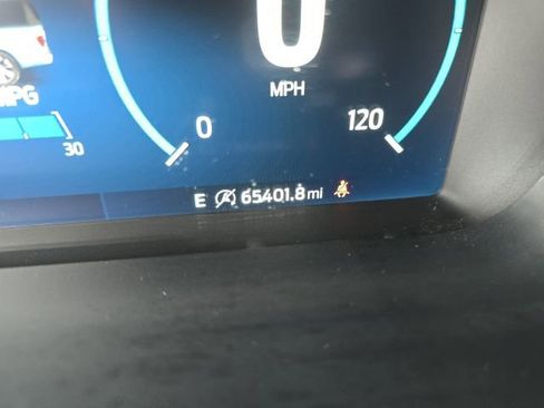 Certified 2021 Ford F150 Lariat w/ Equipment Group 502A High image 16