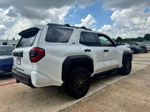 New 2026 Toyota 4Runner SR5 RWD image 11