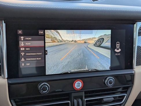 Certified 2025 Porsche Macan S image 14