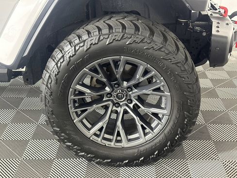 Used 2023 Jeep Wrangler Unlimited Sport w/ Xtreme 35 Tire Package AWD/4WD image 12