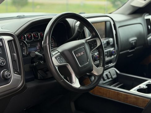 Used 2014 GMC Sierra 1500 SLT w/ Suspension Package, Off-Road AWD/4WD image 5