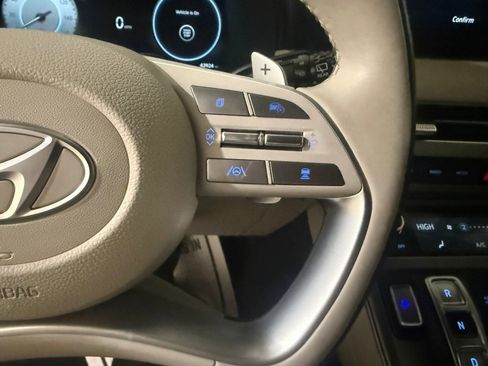 Used 2023 Hyundai Palisade Calligraphy image 32