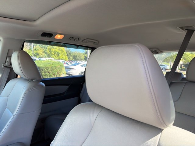 Used 2016 Honda Odyssey EX-L image 13