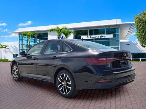 New 2026 Volkswagen Jetta SE FWD image 5
