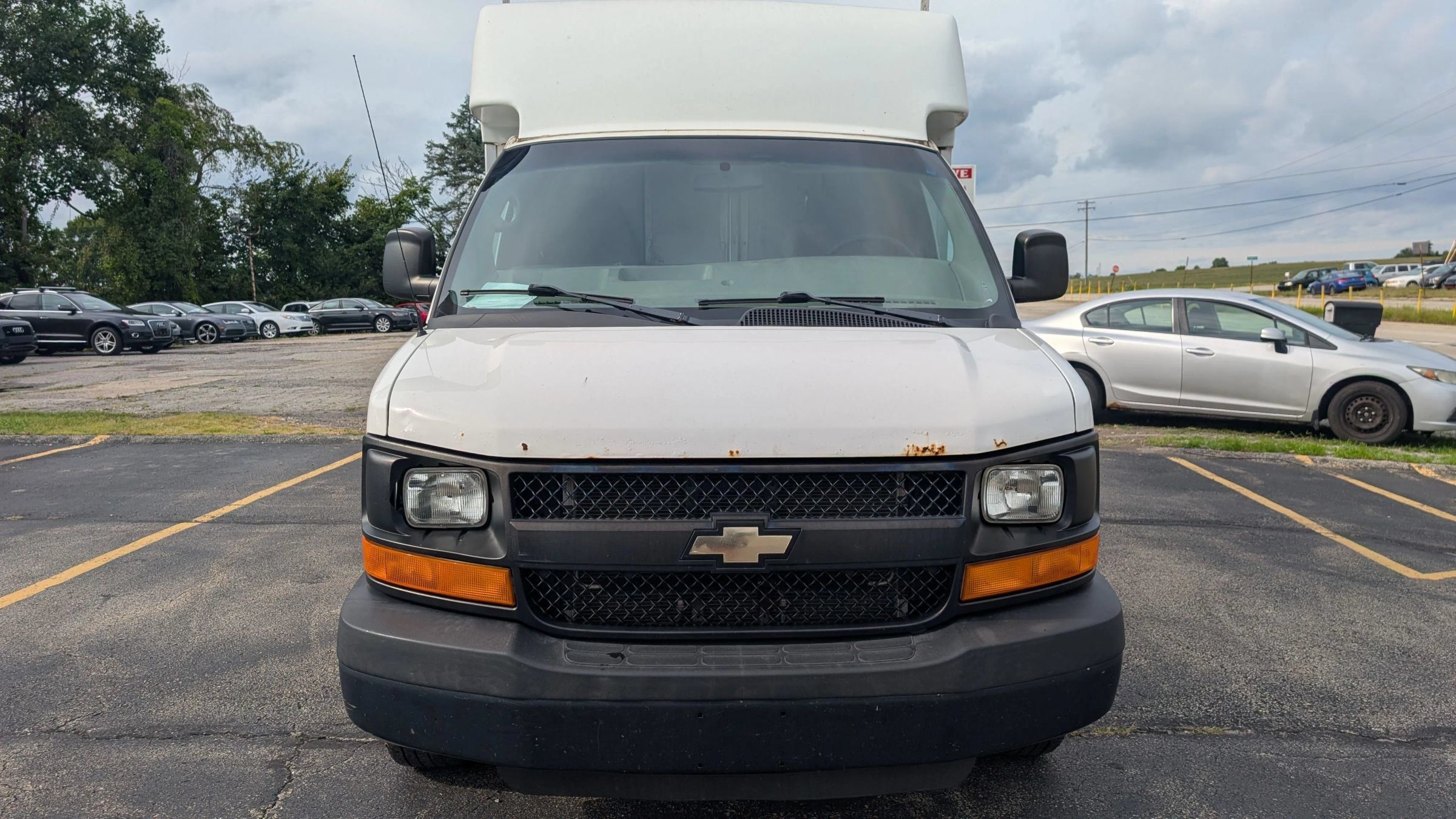 Used 2014 Chevrolet Express 3500 RWD image 8