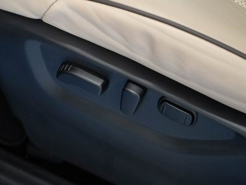 Used 2024 Nissan Armada Platinum w/ Captain's Chairs Package image 20