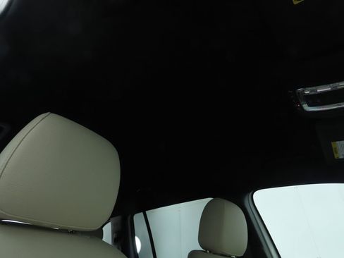 Certified 2025 Mercedes-Benz GLB 250 image 19