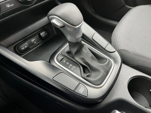 Used 2025 Kia Soul LX w/ LX Technology Package image 39