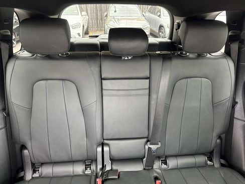 Used 2022 Mercedes-Benz GLB 250 image 9