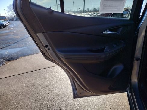 Used 2022 Buick Encore GX Essence w/ Advanced Technology Package image 12