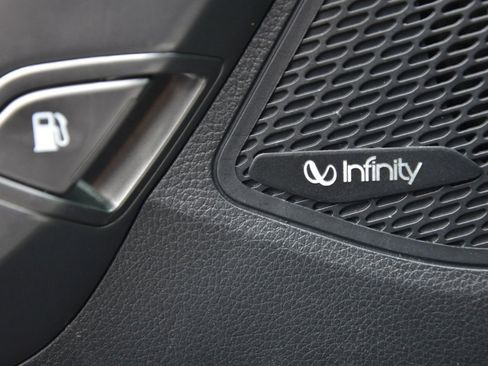 Used 2017 Hyundai Santa Fe Limited image 46