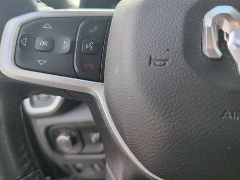 Used 2022 RAM 1500 Big Horn AWD/4WD image 8