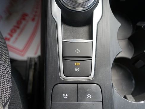 Certified 2023 Ford Escape Active AWD/4WD image 18