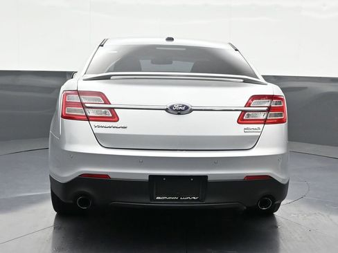 Used 2018 Ford Taurus SHO w/ Driver Assist Package image 4