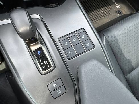 Used 2025 Lexus UX 300h AWD w/ Cold Area Package image 29