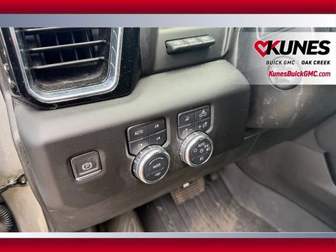 Used 2024 GMC Sierra 1500 Denali w/ Technology Package AWD/4WD image 12