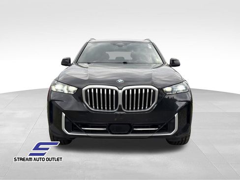 Used 2024 BMW X5 xDrive40i w/ Premium Package AWD/4WD image 2