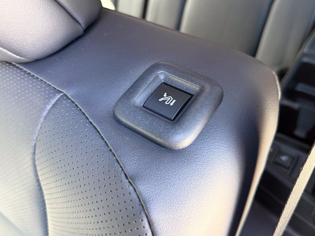 Used 2025 Lexus TX 350 AWD w/ Technology Package image 35
