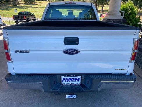 Used 2013 Ford F150 XL w/ Mid Equipment Group RWD image 4