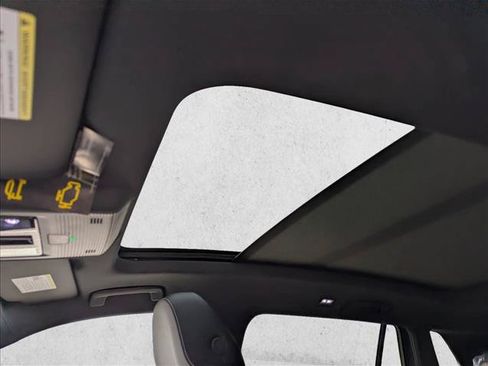New 2026 Volkswagen Tiguan SE R-Line FWD image 21