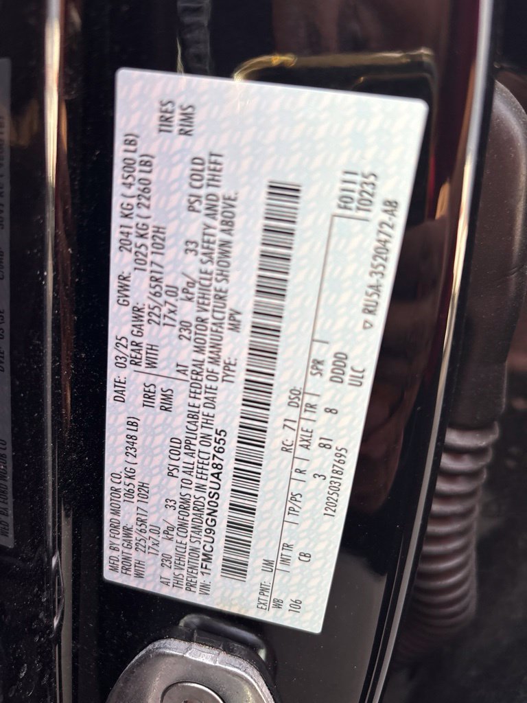 Used 2025 Ford Escape Active AWD/4WD image 7
