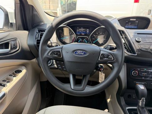 Used 2017 Ford Escape SE AWD/4WD image 27