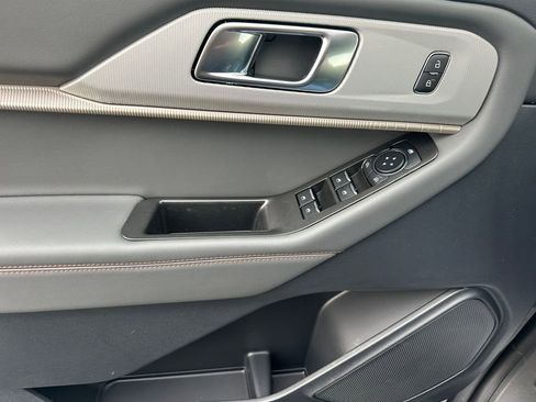 New 2026 Ford Explorer Active image 36