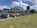 Used 2020 Dodge Journey SE image 2