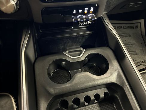 Used 2022 RAM 1500 Laramie image 27
