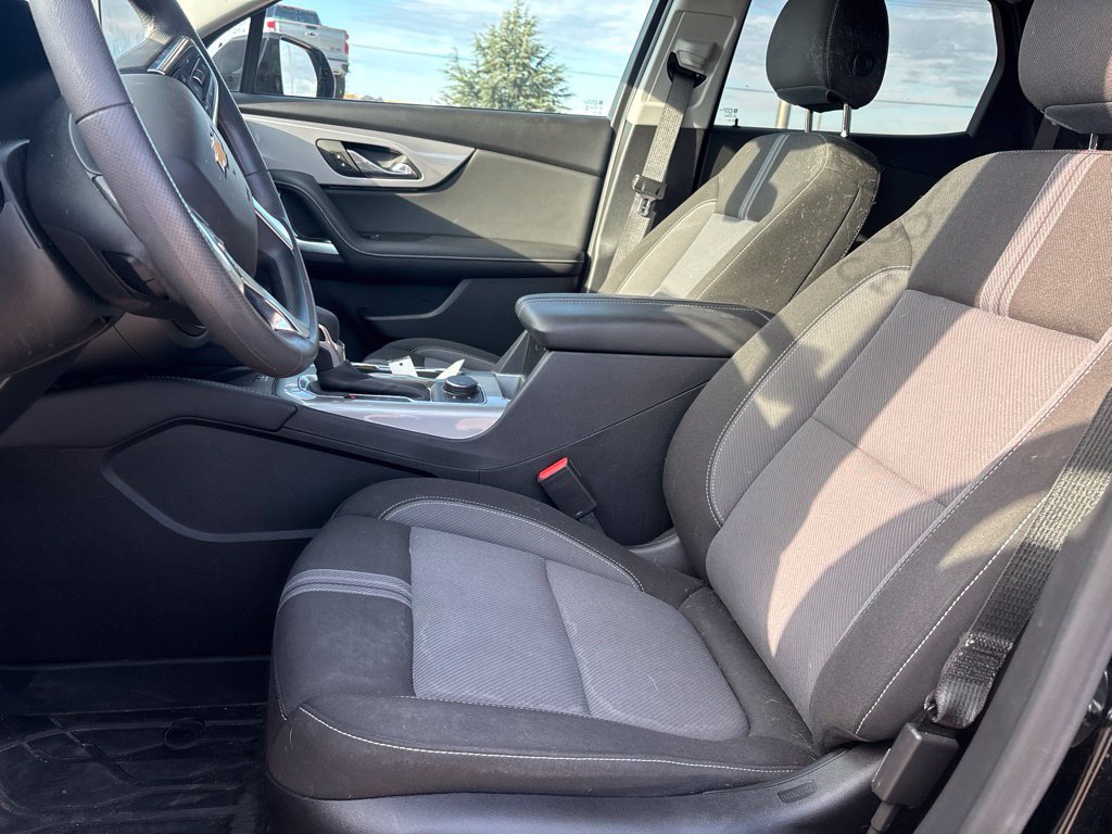 Used 2024 Chevrolet Blazer LT w/ Convenience Package FWD image 8