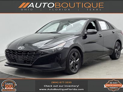 Used 2022 Hyundai Elantra SEL w/ Convenience Package