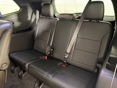 Used 2025 Buick Enclave Preferred FWD image 37