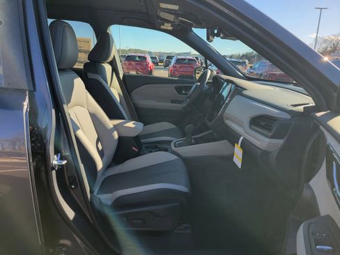 New 2025 Subaru Forester Limited image 29