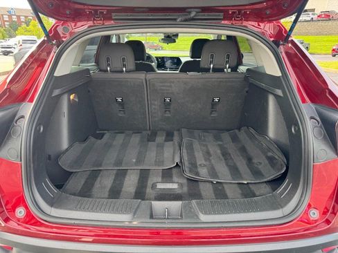 Used 2024 Chevrolet Trax LS w/ LS Convenience Package FWD image 6