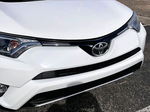 Used 2016 Toyota RAV4 XLE image 31