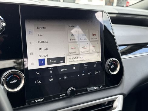 Used 2025 Lexus RX 350 FWD w/ Technology Package image 23