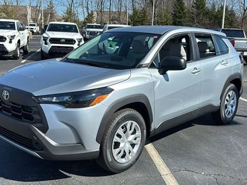 New 2026 Toyota Corolla Cross L image 2