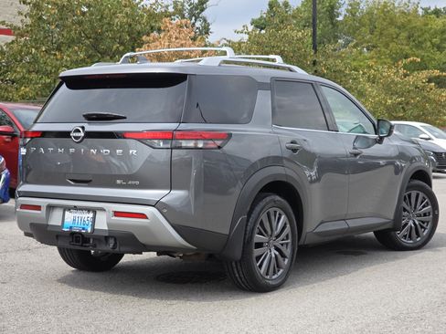 Used 2024 Nissan Pathfinder SL w/ SL Premium Package image 20
