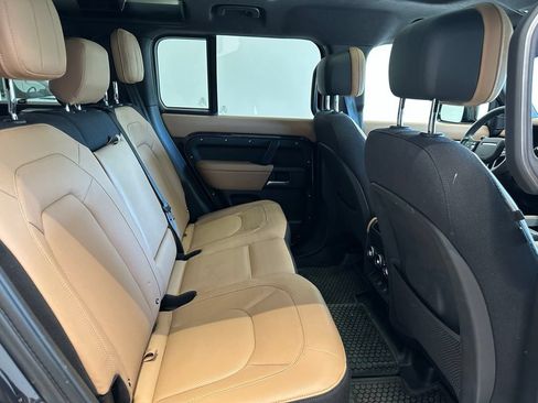 New 2025 Land Rover Defender 110 V8 AWD/4WD image 12
