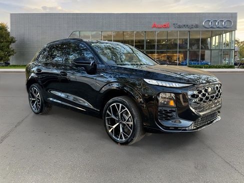 New 2026 Audi Q3 quattro 2.0T image 1